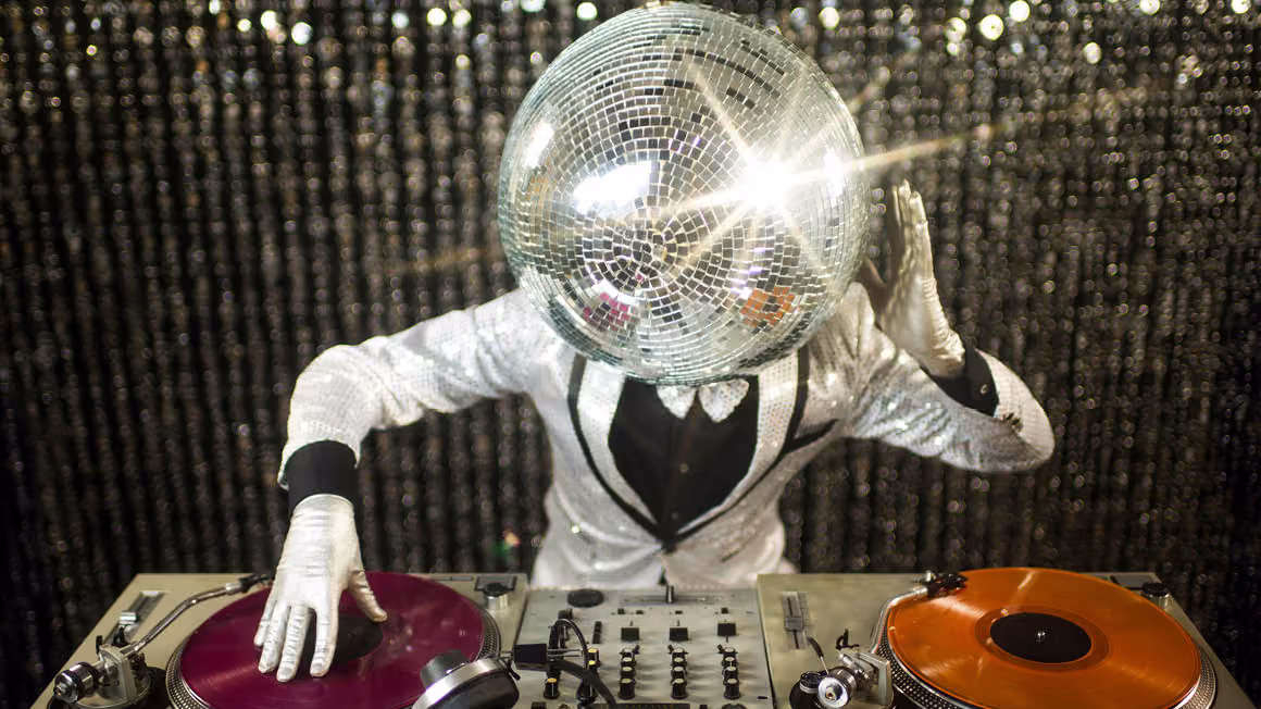 KINDERDISCO IN DER TANZSCHULE DIEL